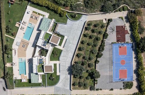Atsipópoulon Villa | Mageia Exclusive Residence - Twin Villas & Sports Facilities by etouri