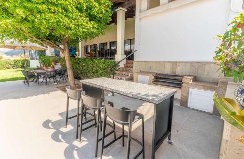 Raquet Club House | ANANA Casa de los Sueños - Villa with Thermal Water and Views