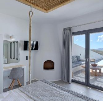 Naxos Apartment | La Grande Vue-Private hilltop villas with private pools