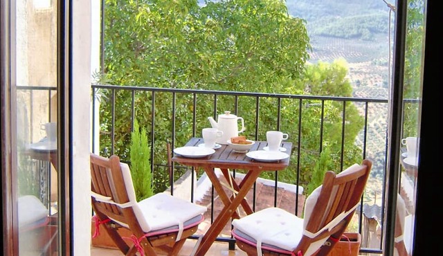 Homerez - Big house for 11 ppl. with terrace and balcony at Hornos