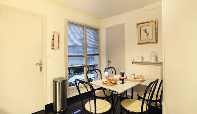 3 BR-2BA Luxury - Ile Saint Louis on the Seine River