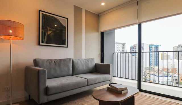w* | Upscale 2BR w/Balcony & View in Miraflores