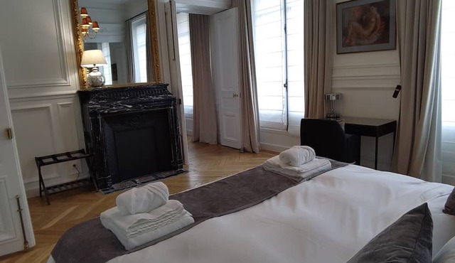 Exceptional apartment, a stone's throw from the Opéra Garnier